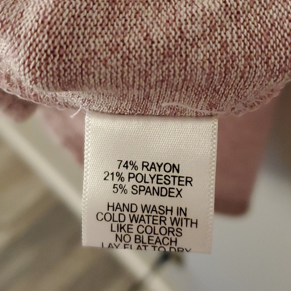 Gibson Ruffled Edge Raglan Pullover - Picture 7 of 7